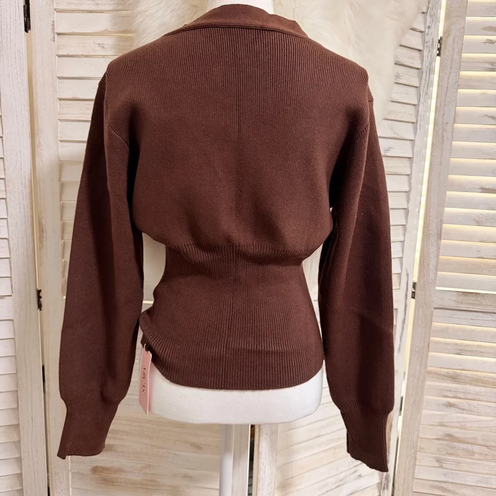 Women's Brown V-Neck Single-Button Knit Cardigan - Picture 2 of 10